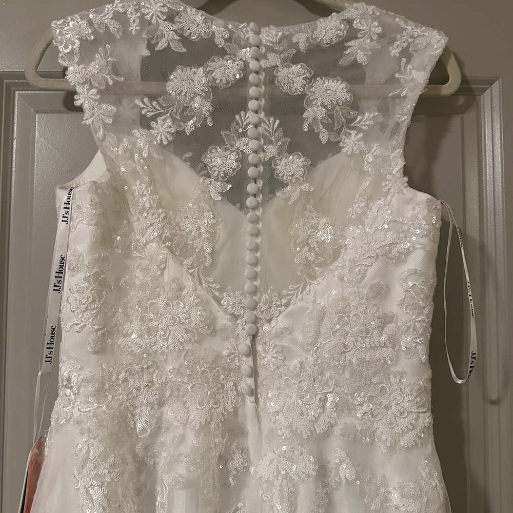 Ball-Gown/Princess Sweetheart Tea-Length Tulle Lace Wedding Dress With Sequins